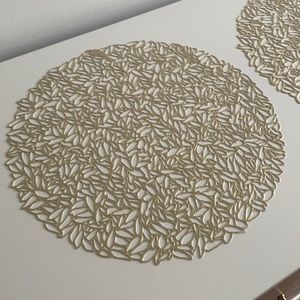 Set/8 Petal Chilewich round placemats champagne